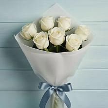 Букет 7 Белых роз Эдлесс Лав в Апастово