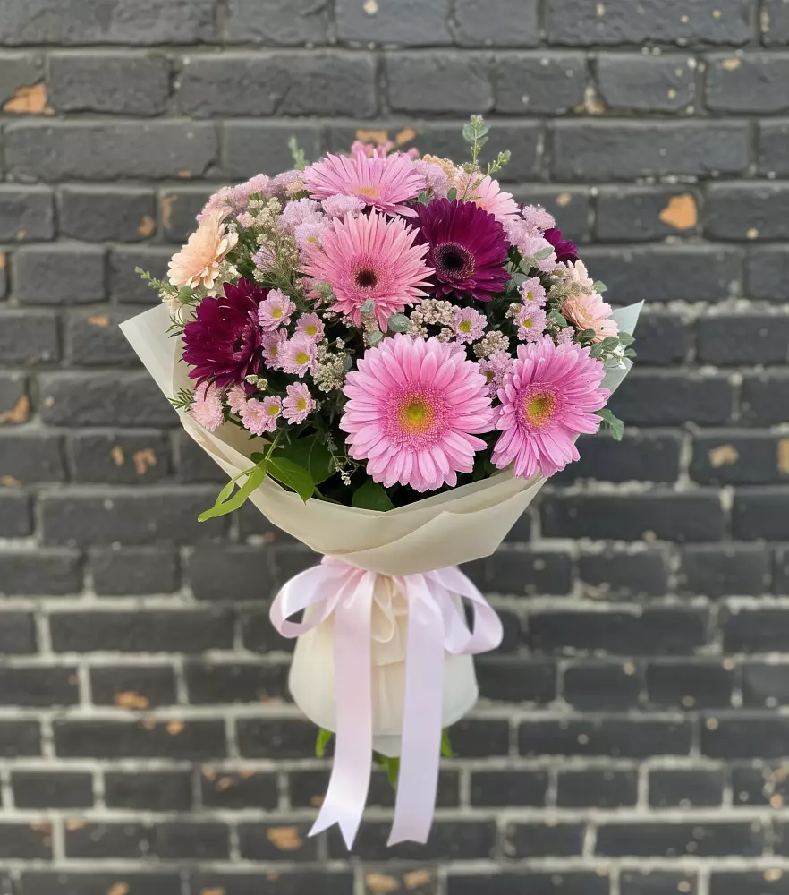 Букет цветов из: Герберы и Хризантемы в Апастово