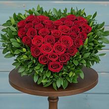 Цветочная композиция из Розы в виде сердца #REPLACE_PRED# Апастово