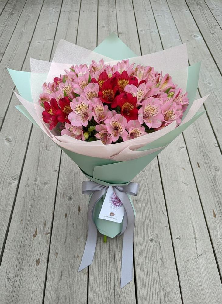 Букет цветов из: Альстромерии в Апастово
