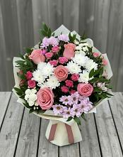 Букет цветов из:  Альстромерии, Гвоздики, Розы и Хризантемы в Апастово
