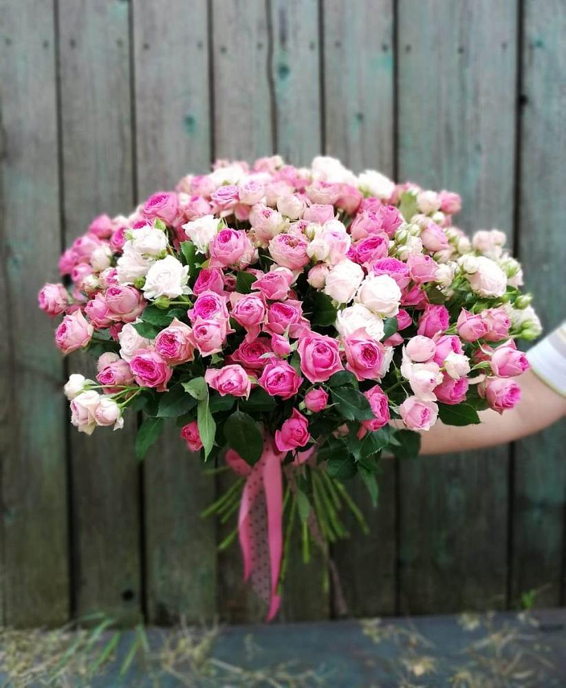 Букет Розовые кустовые розы Натали и Лав Лидия в Апастово