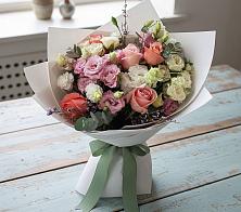 Букет цветов из:  Розы, Лизиантусы и Гвоздики #REPLACE_PRED# Апастово