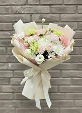 Букет цветов из:  Гвоздики, Розы, Лизиантусы и Хризантемы в Апастово