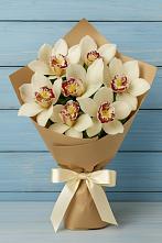 Букет цветов из:  Орхидеи и Розы в Апастово