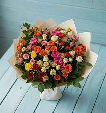 Букет Микс из разноцветных кустовых роз в Апастово